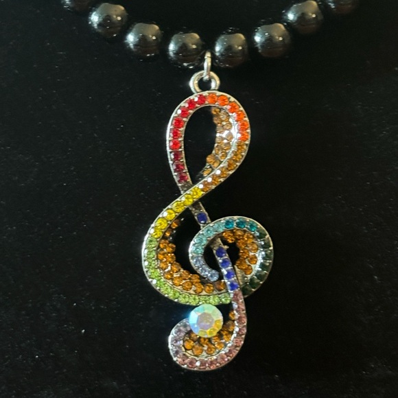 Rainbow Treble Clef, Music Pendant Charm Faux Black Pearl Beaded Necklace - Picture 3 of 9
